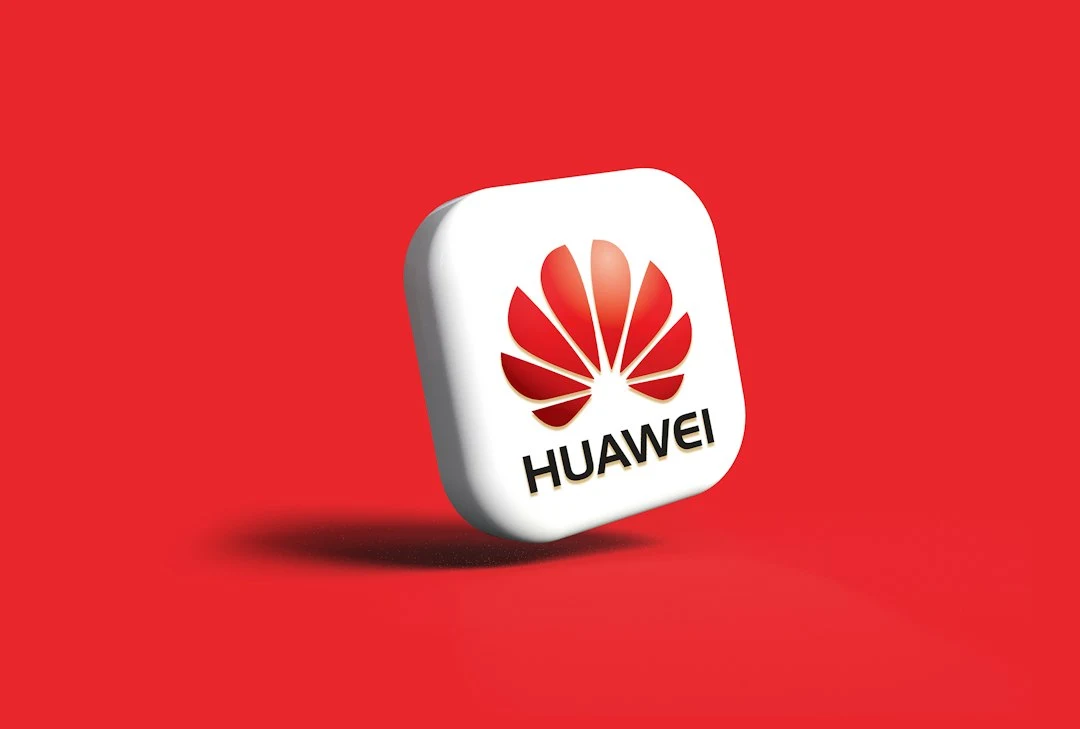 Huawei Predstavlja Atlas 960E SuperPoD za Ogromne AI Modele